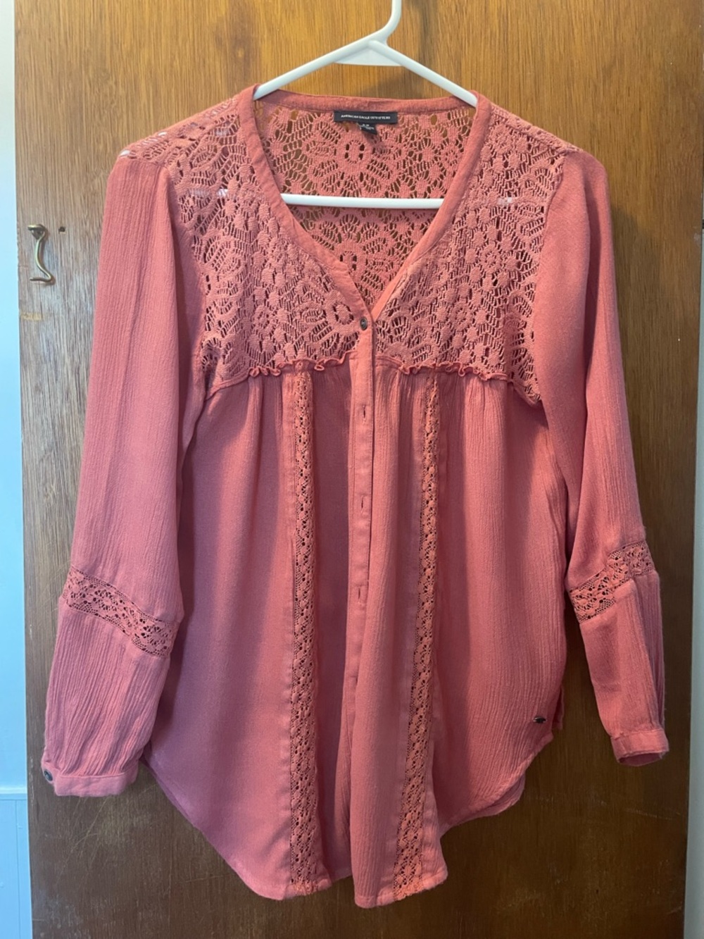 American Eagle size small Women's Pink Crochet Yoke Blouse